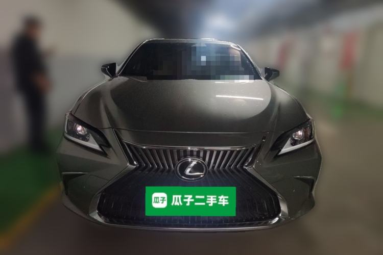 Used Lexus ES 2018 200 Luxury Edition China V Standard Exterior 1