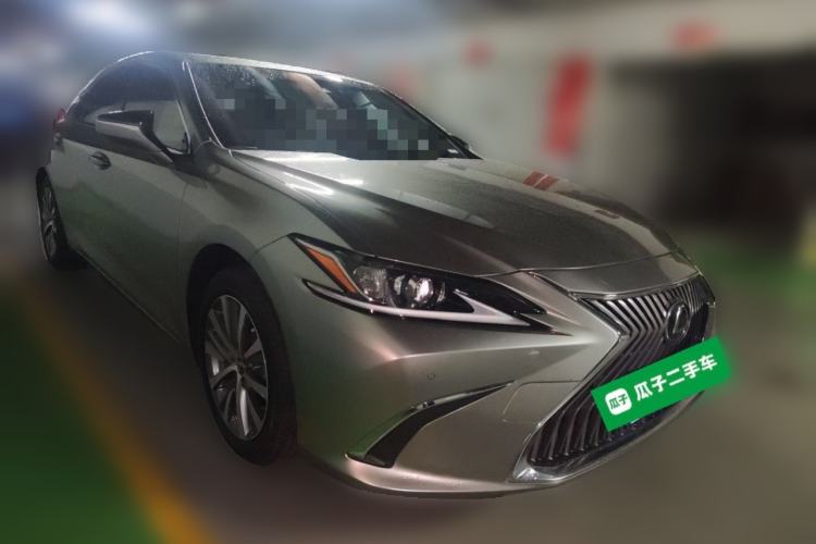 Used Lexus ES 2018 200 Luxury Edition China V Standard Exterior 2