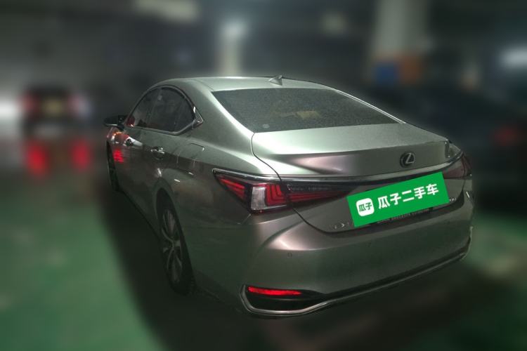 Used Lexus ES 2018 200 Excellence Edition China V Standard Exterior 3