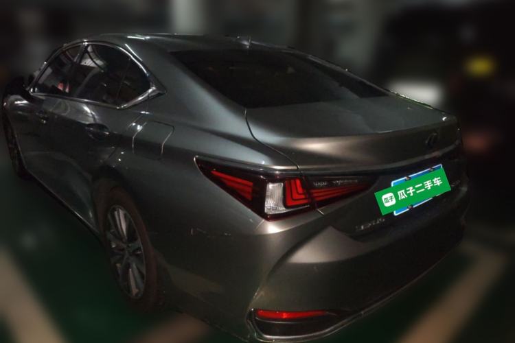 Used Lexus ES 2018 200 Excellence Edition China V Standard Exterior 3