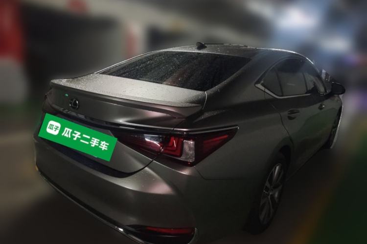 Used Lexus ES 2018 200 Luxury Edition China V Standard Exterior 5