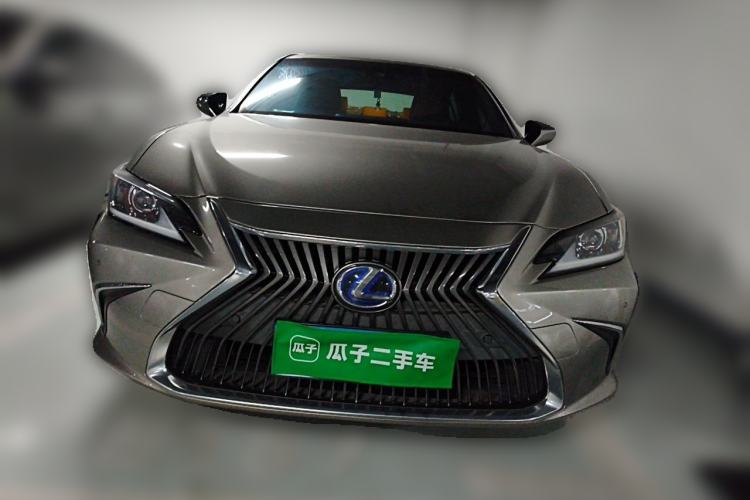 Used Lexus ES 2018 300h Premier Edition China VI Standard Front