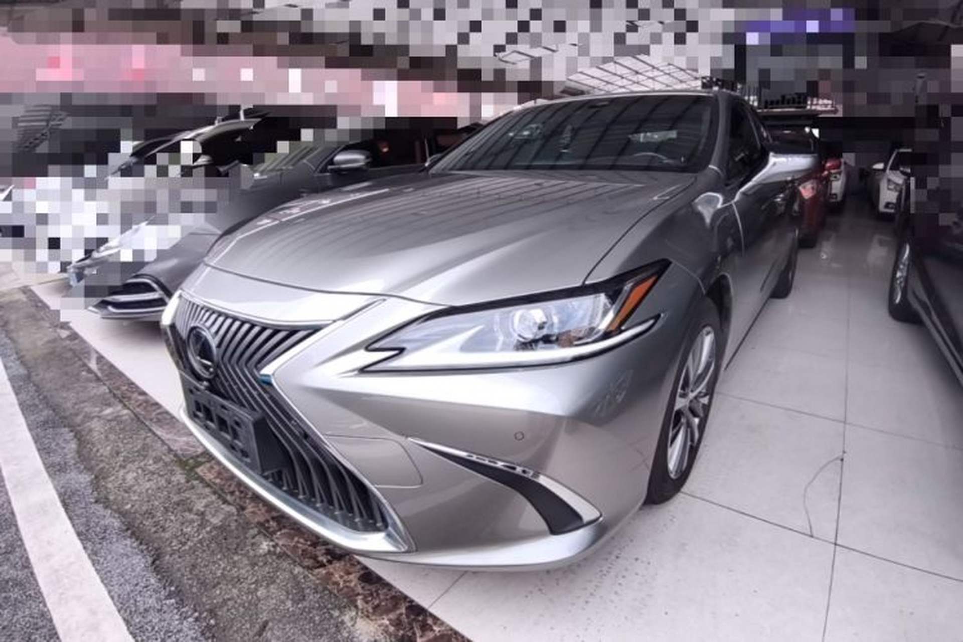 Used Lexus ES 2018 200 Excellence Edition China V Standard Front Left 45 Deg