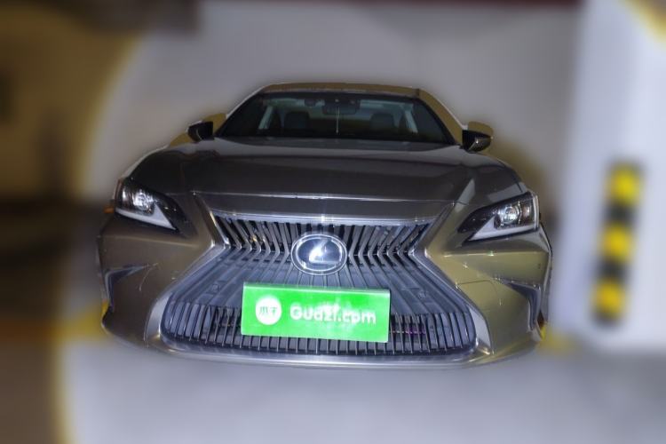 Used Lexus ES 2018 200 Excellence Edition China V Standard Front