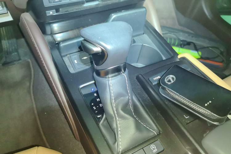 Used Lexus ES 2018 200 Luxury Edition China V Standard Gear Lever