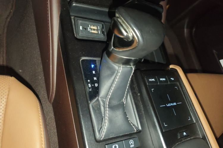 Used Lexus ES 2018 200 Excellence Edition China V Standard Gear Lever