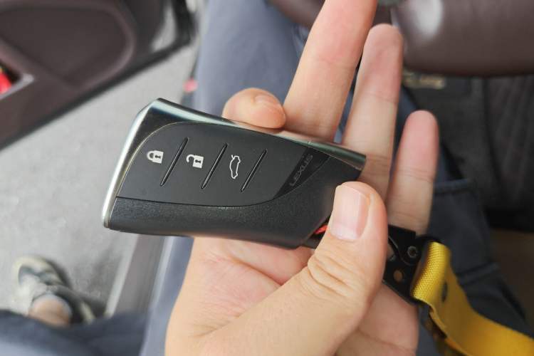 Used Lexus ES 2018 300h Premier Edition China VI Standard Interior 1