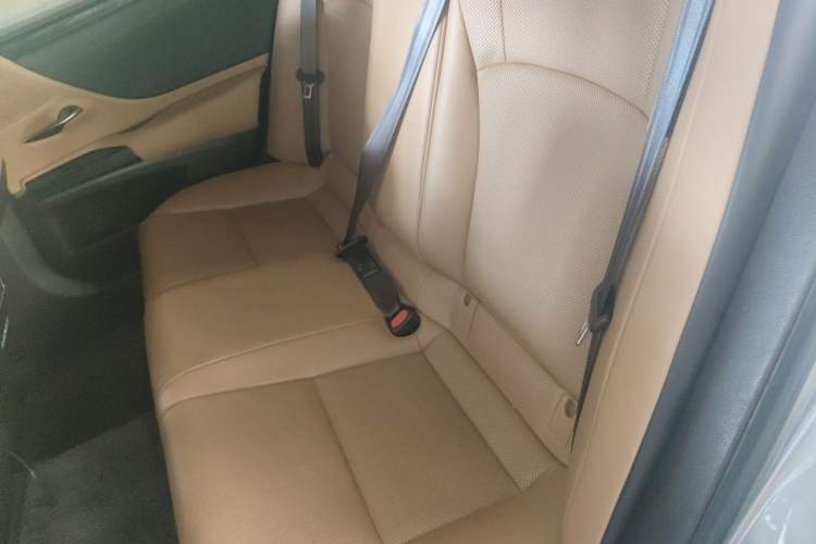 Used Lexus ES 2018 200 Excellence Edition China V Standard Interior 4