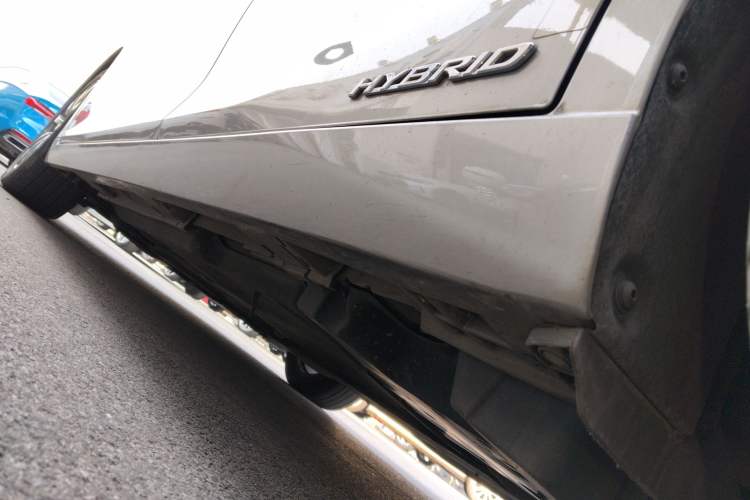 Used Lexus ES 2018 300h Premier Edition China V Standard Left Side Sill