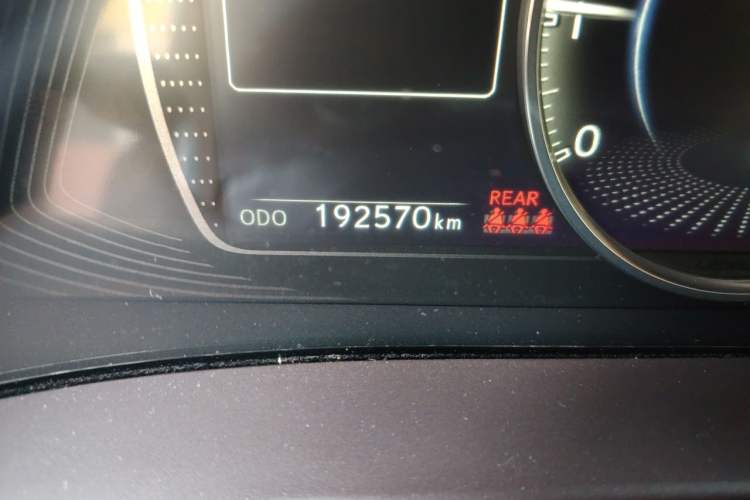 Used Lexus ES 2018 260 Excellence Edition China V Standard Odometer Close Up
