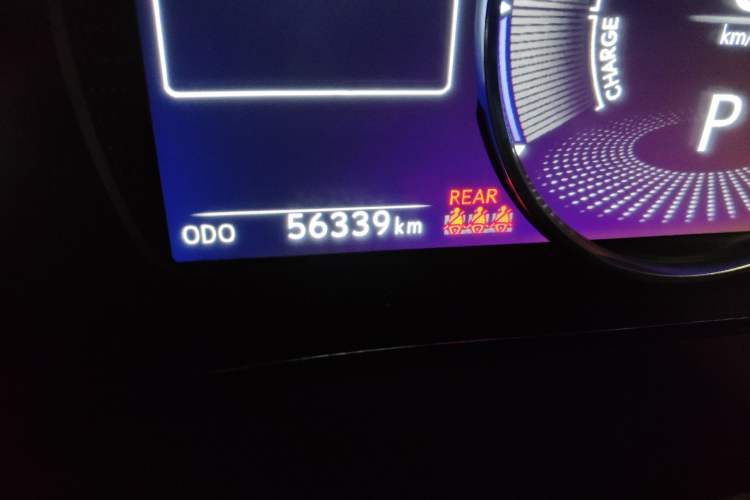Used Lexus ES 2018 300h Executive Version China V Standard Odometer Close Up