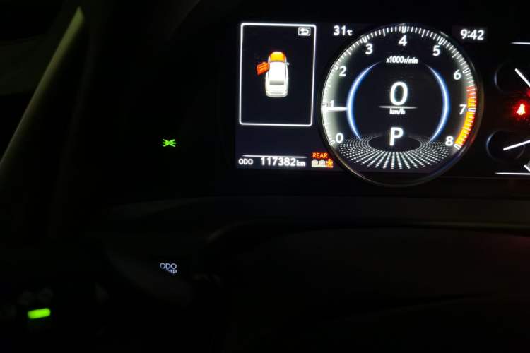 Used Lexus ES 2018 200 Excellence Edition China V Standard Odometer Close Up