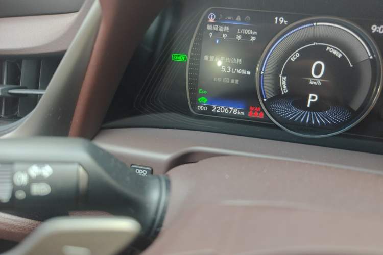 Used Lexus ES 2018 300h Premier Edition China VI Standard Odometer Close Up