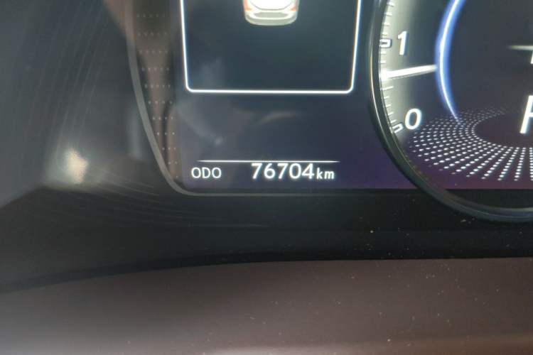 Used Lexus ES 2018 200 Excellence Edition China V Standard Odometer Close Up