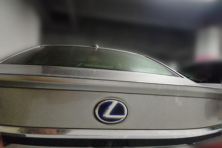 Used Lexus ES 2018 300h Premier Edition China VI Standard Rear