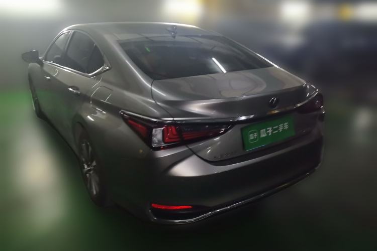 Used Lexus ES 2018 200 Luxury Edition China V Standard Rear Left 45 Deg