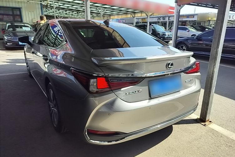 Used Lexus ES 2018 200 Excellence Edition China V Standard Rear Left 45 Deg