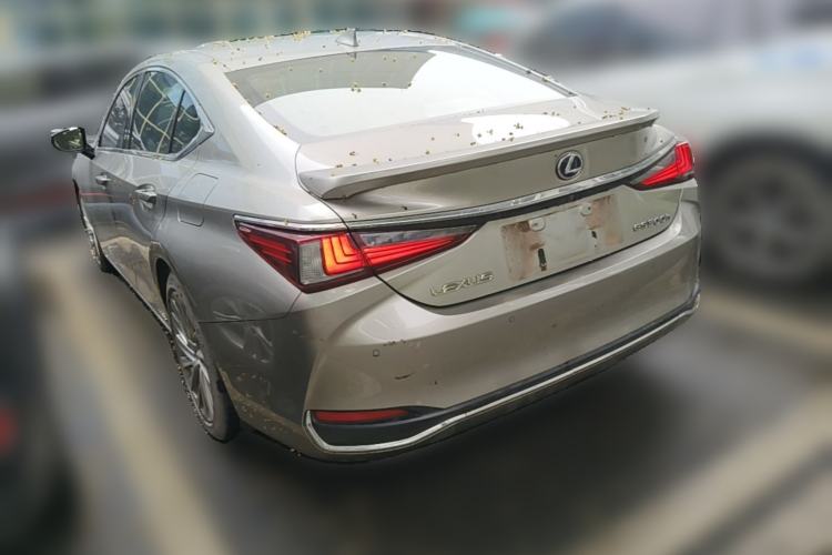 Used Lexus ES 2018 300h Executive Version China V Standard Rear Left 45 Deg