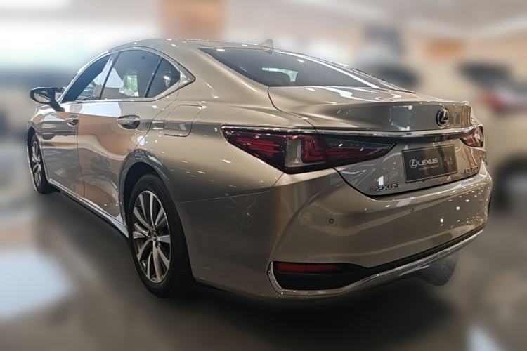 Used Lexus ES 2018 200 Luxury Edition China V Standard Rear Left 45 Deg