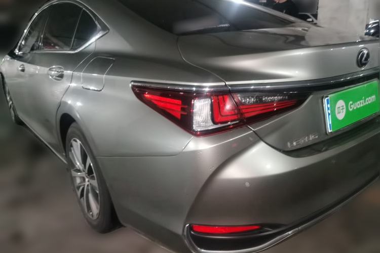 Used Lexus ES 2018 200 Excellence Edition China V Standard Rear Left 45 Deg