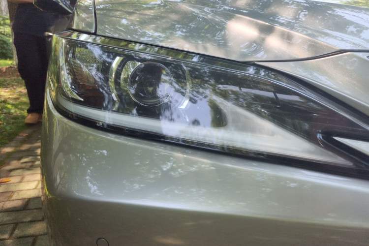 Used Lexus ES 2018 300h Premier Edition China VI Standard Right Front Headlight