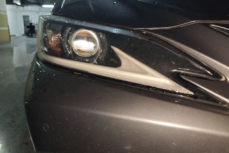 Used Lexus ES 2018 300h Premier Edition China VI Standard Right Front Headlight