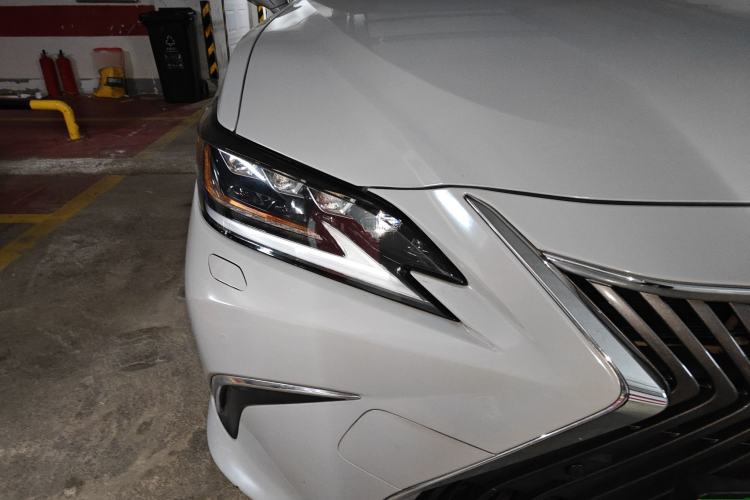 Used Lexus ES 2018 300h Executive Version China V Standard Right Front Headlight