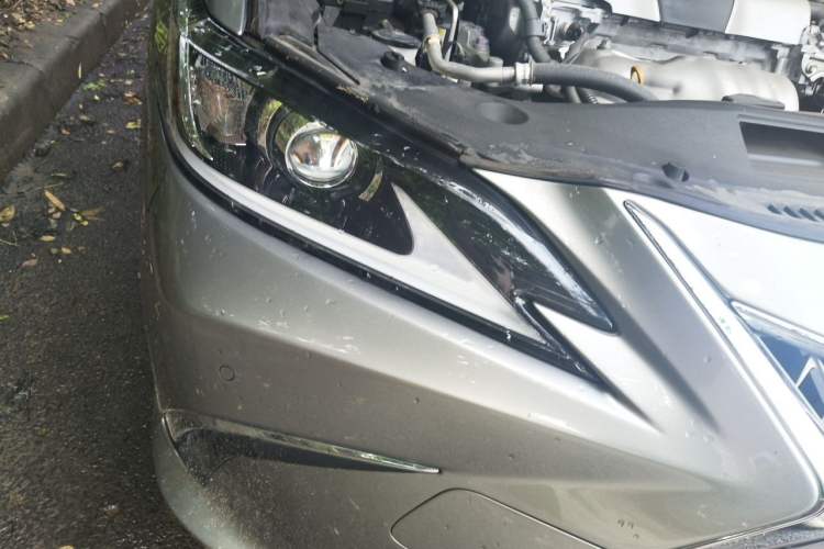 Used Lexus ES 2018 200 Excellence Edition China V Standard Right Front Headlight