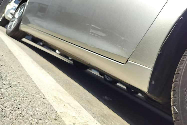 Used Lexus ES 2018 200 Excellence Edition China V Standard Right Side Sill