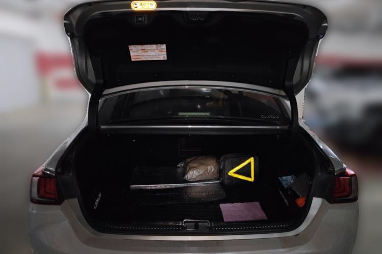Used Lexus ES 2018 300h Executive Version China V Standard Trunk