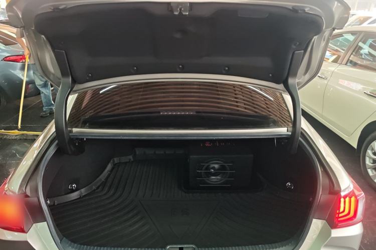 Used Lexus ES 2018 200 Excellence Edition China V Standard Trunk