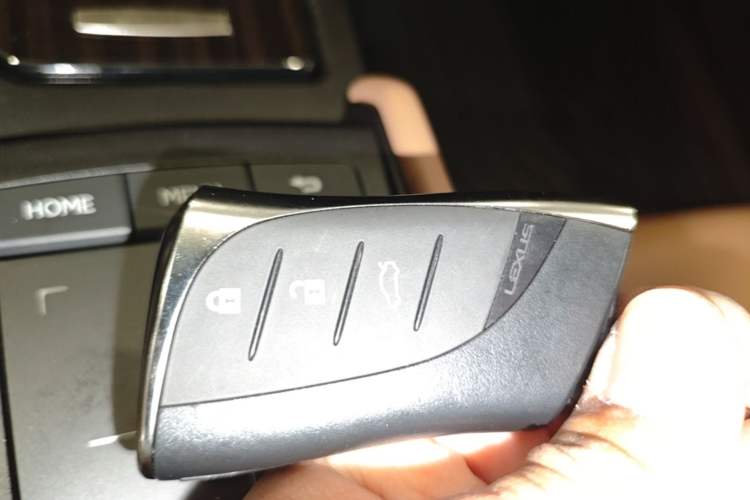 Used Lexus ES 2018 200 Luxury Edition China V Standard Vehicle Key