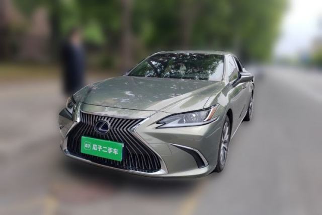 Used Lexus ES 2018 300h Premier Edition China VI Standard