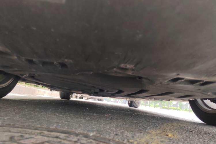 Used Lexus ES 2018 300h Premier Edition China VI Standard Chassis Front