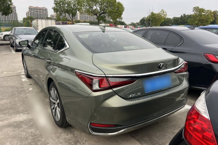 Used Lexus ES 2018 200 Luxury Edition China V Standard Exterior 3