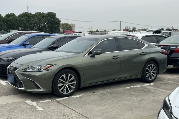 Used Lexus ES 2018 200 Luxury Edition China V Standard Exterior 5
