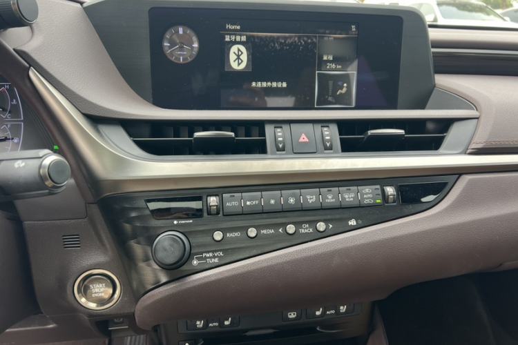 Used Lexus ES 2018 200 Luxury Edition China V Standard Interior 5