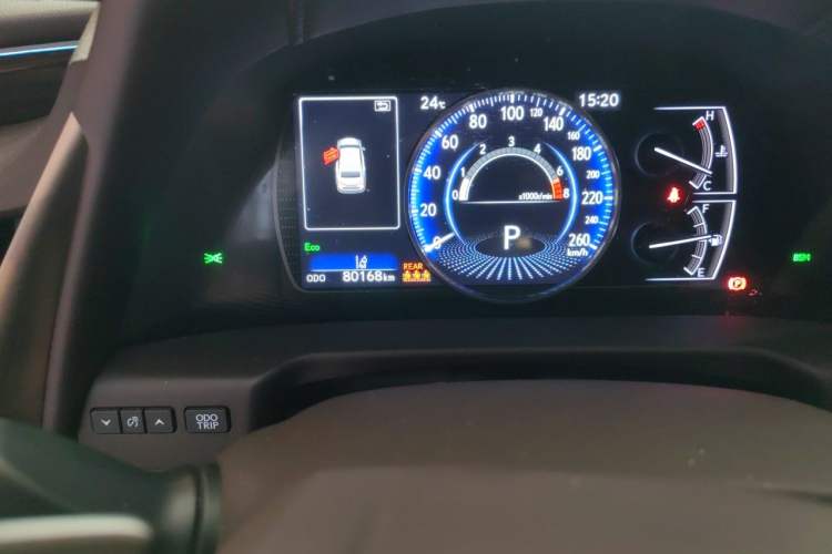Used Lexus ES 2018 200 Luxury Edition China V Standard Odometer Close Up