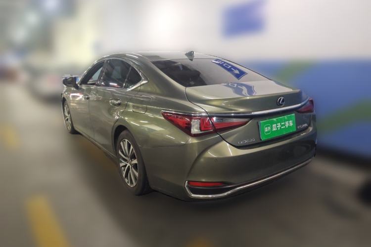 Used Lexus ES 2018 200 Excellence Edition China V Standard Rear Left 45 Deg