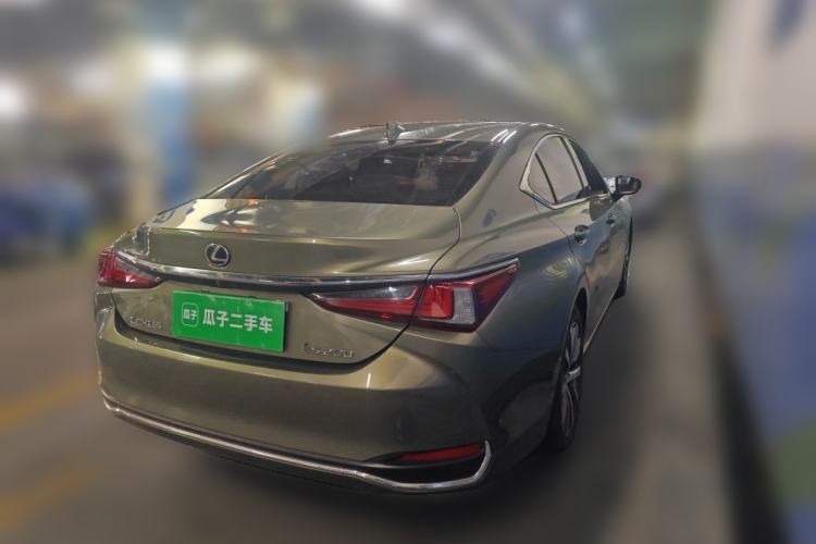 Used Lexus ES 2018 200 Excellence Edition China V Standard Rear Right 45 Deg