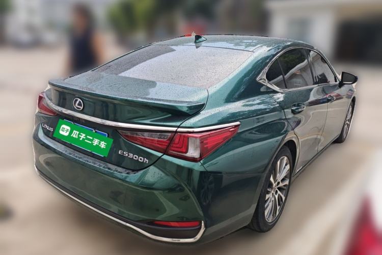 Used Lexus ES 2018 300h Premium Edition China VI Standard Rear Right 45 Deg