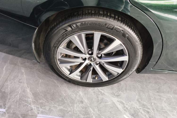 Used Lexus ES 2018 200 Excellence Edition China V Standard Right Rear Wheel Hub
