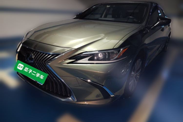 Used Lexus ES 2018 300h Premier Edition China VI Standard Guazi used car, China used car export, Used car for sale, Used  cars, Cheapest cars for sale