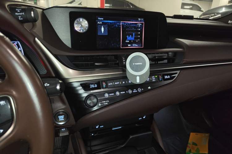 Used Lexus ES 2018 200 Excellence Edition China V Standard Audio And AC Panel