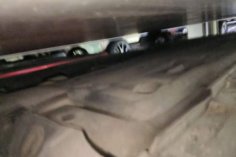 Used Lexus ES 2018 300h Premier Edition China VI Standard Chassis Front Right