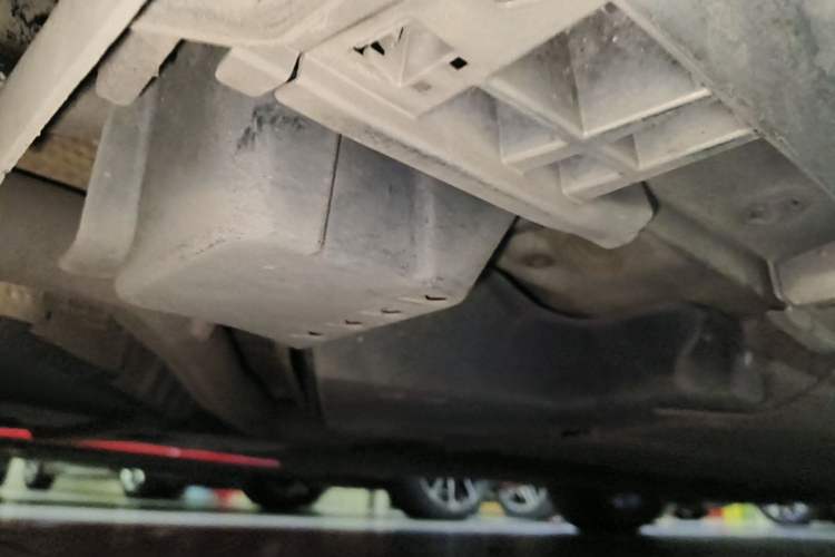 Used Lexus ES 2018 300h Premier Edition China VI Standard Chassis Rear Right