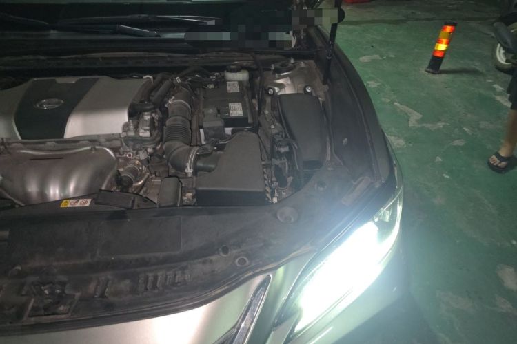 Used Lexus ES 2018 200 Excellence Edition China V Standard Engine Bay Left