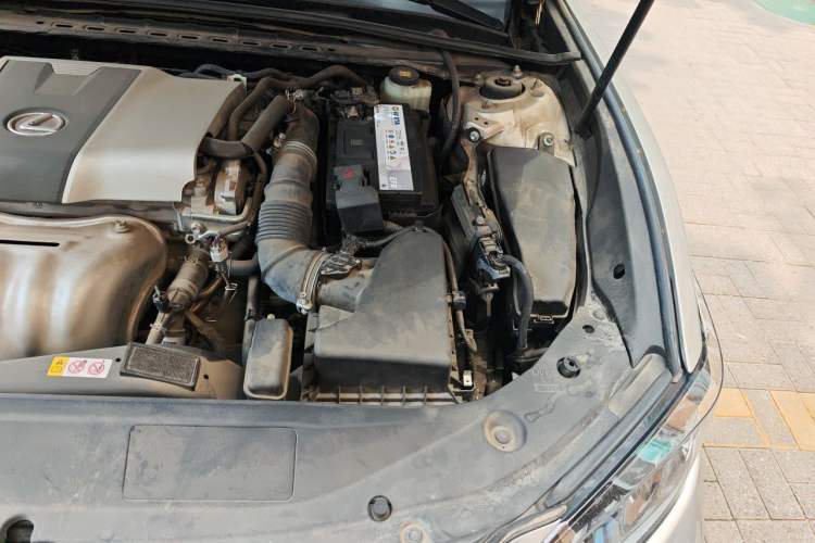 Used Lexus ES 2018 200 Luxury Edition China V Standard Engine Bay Left
