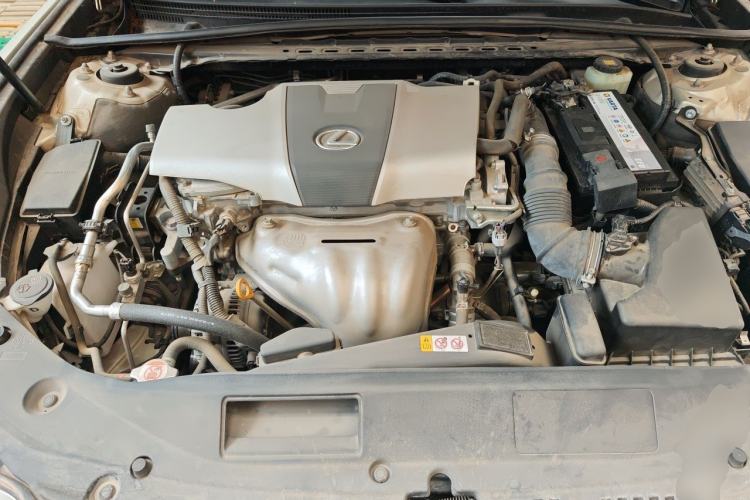 Used Lexus ES 2018 200 Luxury Edition China V Standard Engine Bay
