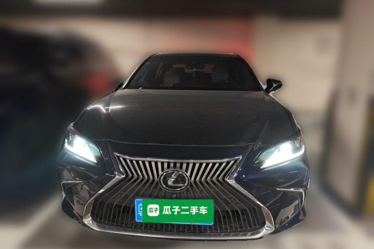 Used Lexus ES 2018 200 Excellence Edition China V Standard Front